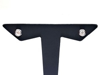 伏せこみの石留めが可愛いピアスです✦